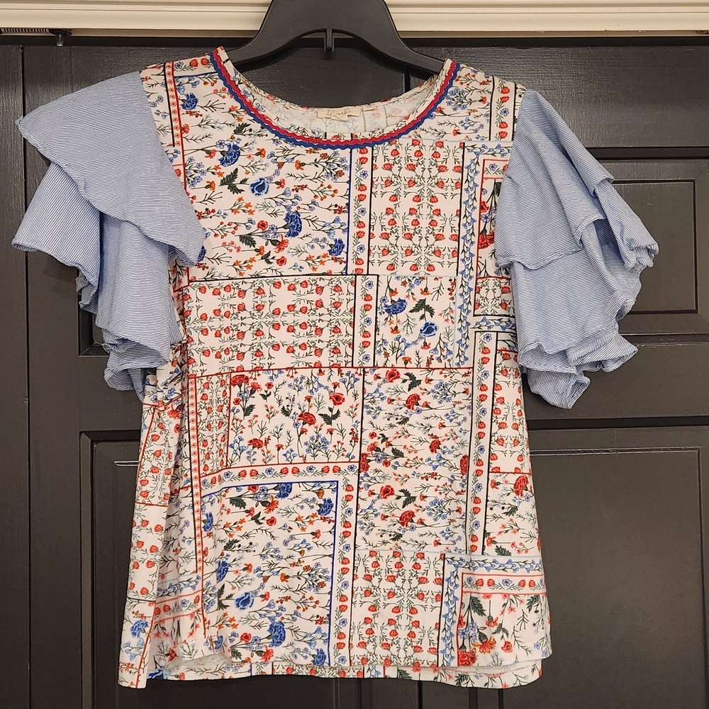 Anthropologie Letrueke Floral Patchwork Short Sleeve Top Blue Red Ruffle Sleeve